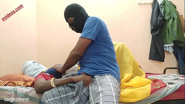 Nonton Big Boobs Milf Use One Of Her Husband's Friends For A Quick Fuck thumbnail