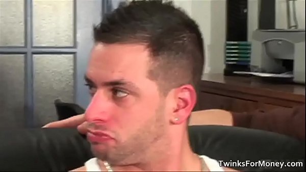 Attractive Twink Brad Rioux Blows Stiff Gay Boys thumbnail