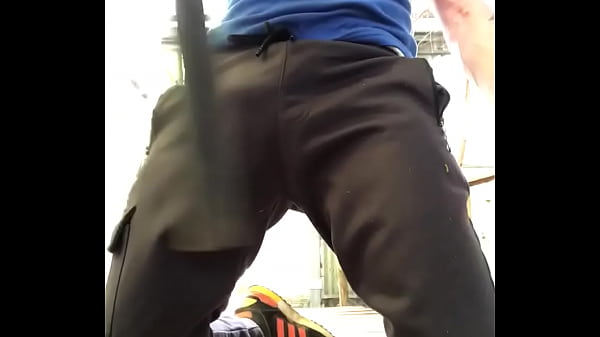 Play MP4 - Qui veut me d&eacute;truire les boules &quest;