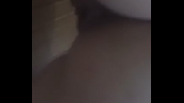 Doggy em g&aacute_i m&ocirc_ng bự, r&ecirc_n la ầm ĩ