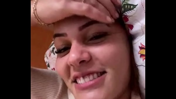 Nonton Bruna Safada thumbnail