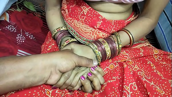 Indian Housewife Making Love thumbnail