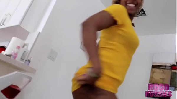 Nonton Another Classic Hoodhunnies Jump Off With Cinnamon Stacks thumbnail