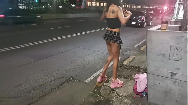 Culo Hermoso, Le Cabe El Pu&ntilde;o Completo thumbnail