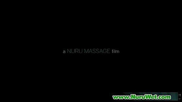 Nonton Slippery Sensual Nuru Massage And Dick Rubbing 06 thumbnail