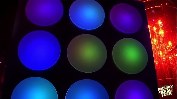 Nonton Two Hotties In A Party Get Banged By Two Dudes thumbnail