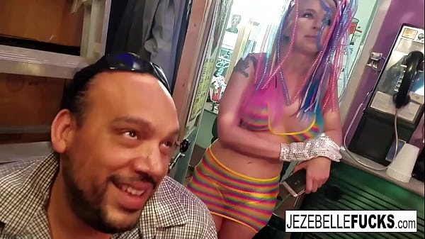 Hot Babes Have A Threesome thumbnail