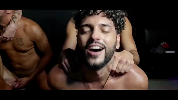 Suruba Dos Dotados, Muito Jato De Leite E Fude&ccedil;&atilde;o Na Taurus - Rj thumbnail