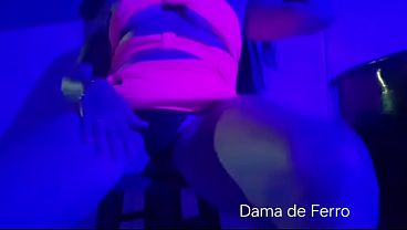 Nonton Dama De Ferro Molhadinha thumbnail