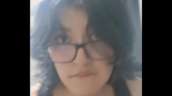 Pendejita Colegiala Cogiendose A Su Profesor De Espaldas thumbnail