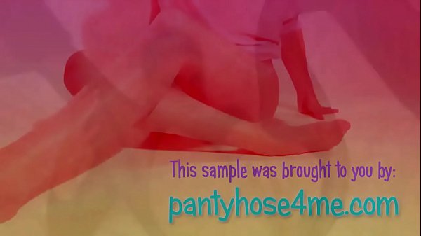 Nonton Gorgeous Nova Kuntz Solo thumbnail