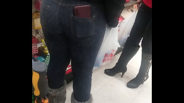 Fat Ass Booty In Family Dollar thumbnail