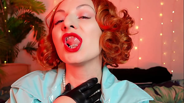 ASMR video – LIPSTICK fetish