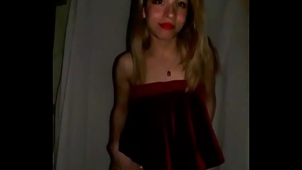 Bonneyuwu - 3:22 Putita Caperucita Roja thumbnail