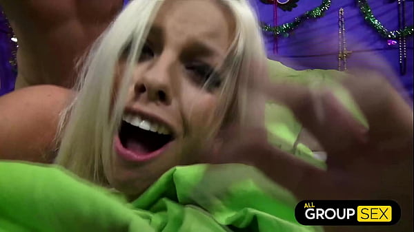 Curvy Nymphos Britney Amber, Julie Cash, Ashli Ames Mardi Gras Carnival Orgy - All Group Sex 4k thumbnail