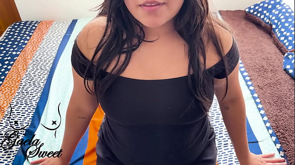 Nonton Estoy Solita Papi, Ens&eacute;&ntilde;ame Tu Verga Porque Quiero Follar thumbnail