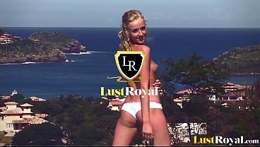 Nonton Hairy Russian Babe Enjoying Rough Anal Pounding thumbnail