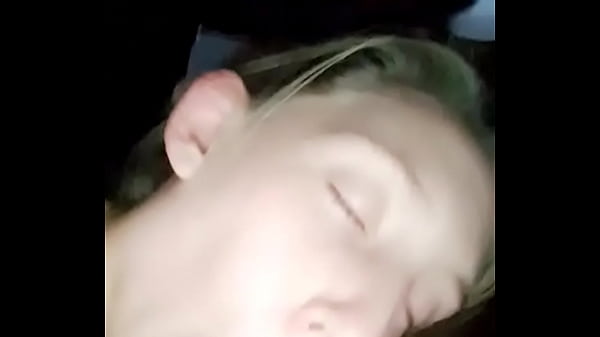 Nonton Late Night Blowjob! Swallow All Of It! thumbnail