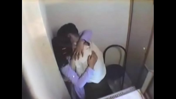 Nonton Indian Girl Having Fun With Her Boyfriend In Internet Cafe thumbnail