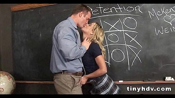 Nonton I Love Teen Pussy Mckenzee Miles 2 4 91 thumbnail