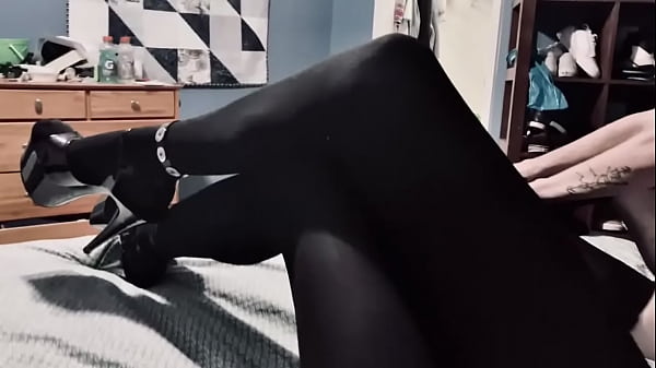 Really Sexy Stockings And Heels thumbnail