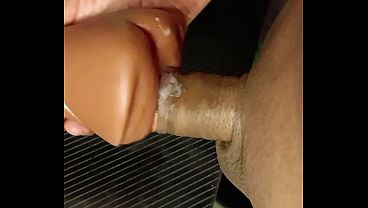 Lipsy: Intercalando orificios con hasta acabar sobre su ano y vagina