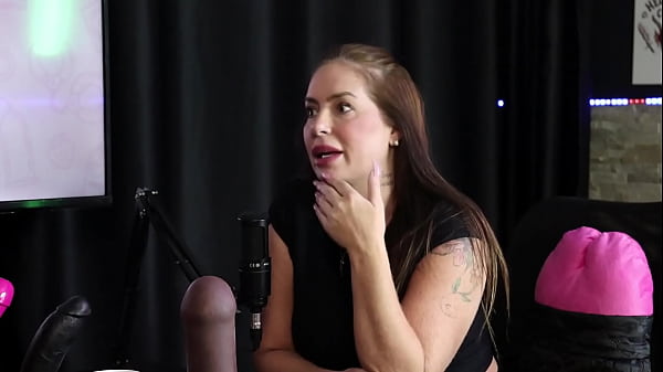 Seu Dom &eacute; Dar O Cu Gostoso E Goza Muito, E Em Seguida, Demonstrou O Seu Boquete, Depois Deixou A Apresentadora Excitada - Francis Simas (sheer/red) thumbnail