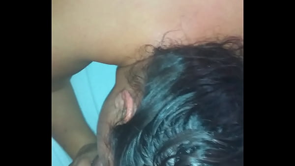 Nonton Experimentando A Rola Do Amigo thumbnail