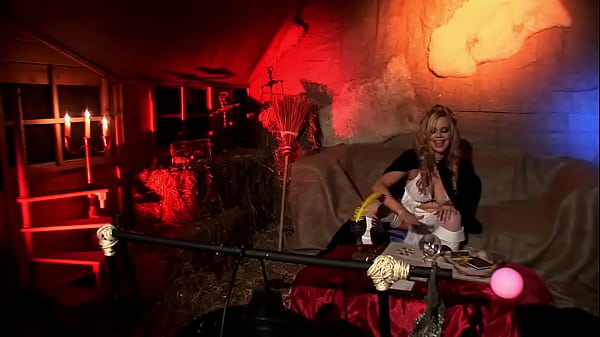 Nonton Business Women Get Banged thumbnail