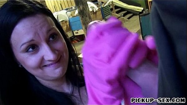 Nonton Nasty Czech Girl Clair Brooks Fucked In Her Workplace thumbnail