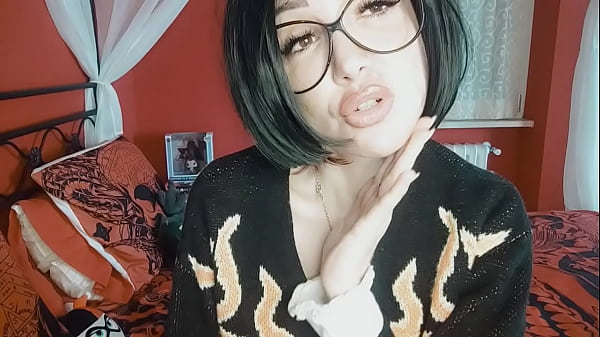 Nonton The Giantess Uses You In Place Of Her Missing Tooth thumbnail