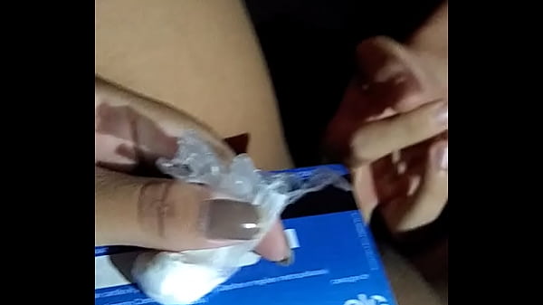 Enfiando O Dedo Na Amiga thumbnail