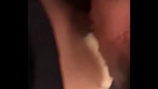 Experienced brunette lady gives a blowjob