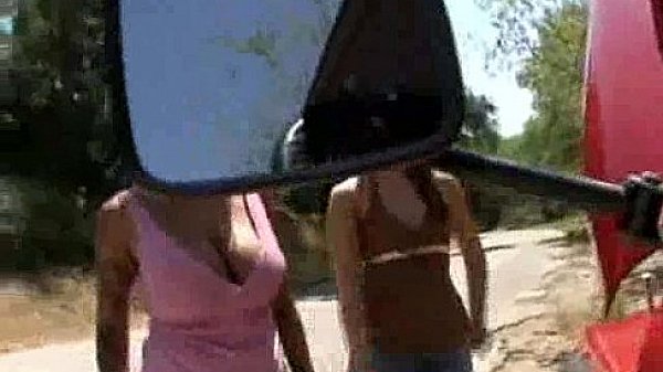 Nonton Hot Busty Cougar Ricki Raxx And Friends Threesome thumbnail