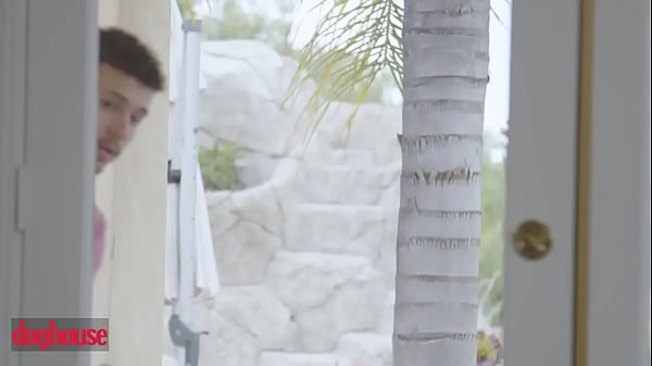 Nonton Adultmobile - Dog House - Braylin Bailey, Apollo Banks - Caught By My Stepsister 3 Scene 4 thumbnail