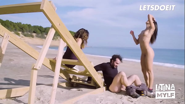 Stunning Sluts Frida & Cassie Have Their Tight Pussies Rammed Good By Huge Penis In Hot Outside Fuck - Latina Mylf thumbnail