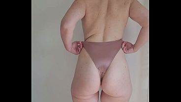 Milf mature et salope ce met a nue pour toi