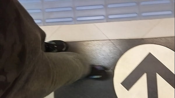 Pegando o metrô_ em sp capã_o