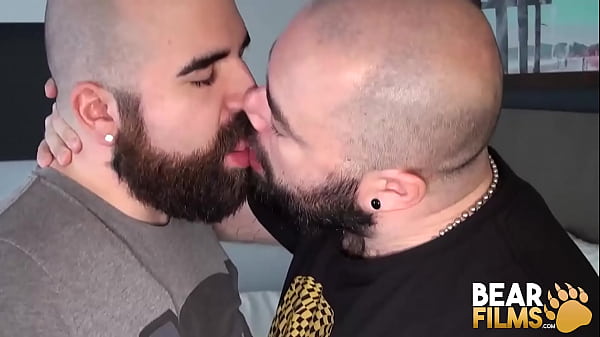 Bottom Gay Bear Raw Breed After Blowjob thumbnail