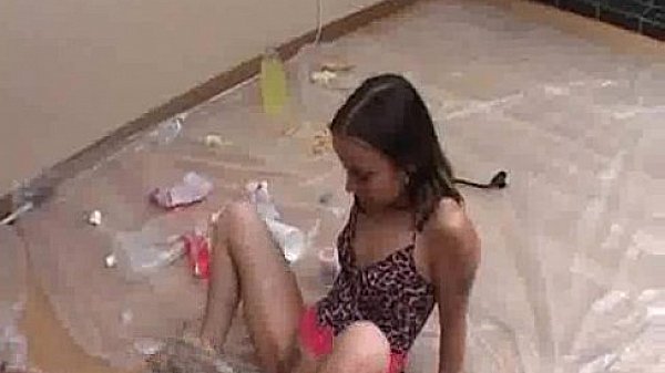 Nonton Brunette Rides Fat Minion Guy thumbnail