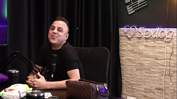 &eacute; Isso Que Tem Dentro Do Kit De Um Dogging, Mas A Camisinha... - Freddy, O Rei Do Dogging (toda Hora Sem Parar) (sheer/red) thumbnail