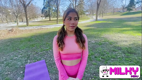 Fat Man Manages To Fuck And Fill The Pussy Of A Peruvian Porn Actress With Milk thumbnail