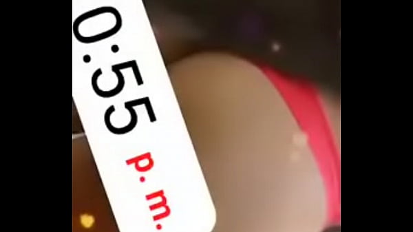 La Peque&ntilde;a Culona Valeria Denuevo En Tanga Roja thumbnail