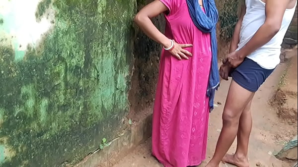 Nonton Indian Desi Young Stepmom Fucked Hard thumbnail