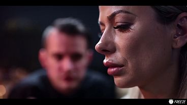 Blonde MILF Frozen In Time - Hostess With HUGE Tits Freeze Porn 