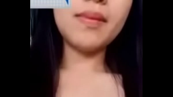 Nonton Bitch On Video Call thumbnail