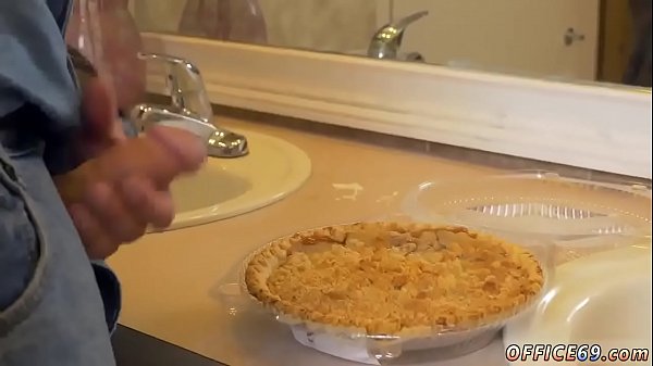 Huge Mail Tube Gay Porn Young Boys Home Pinoy Men To Men Group Sex Videos thumbnail