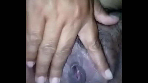 Madura Chapina Caliente thumbnail