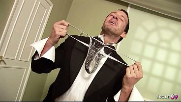 Nonton Black Ebony Cougar Wife Seduce Hotel Worker To Interracial Cheating Fuck At Holiday Trip thumbnail