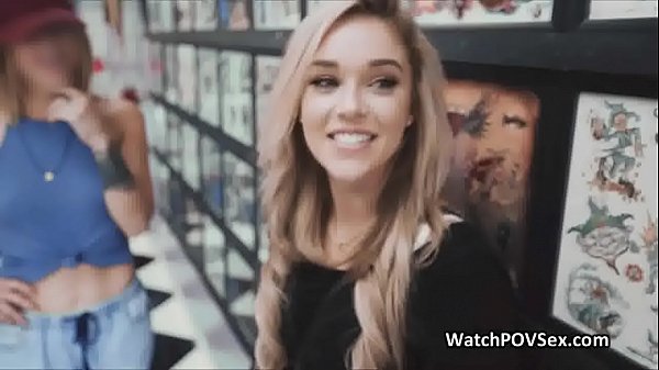 Nonton Gf Caught Sucking Cock At Tattoo Studio thumbnail